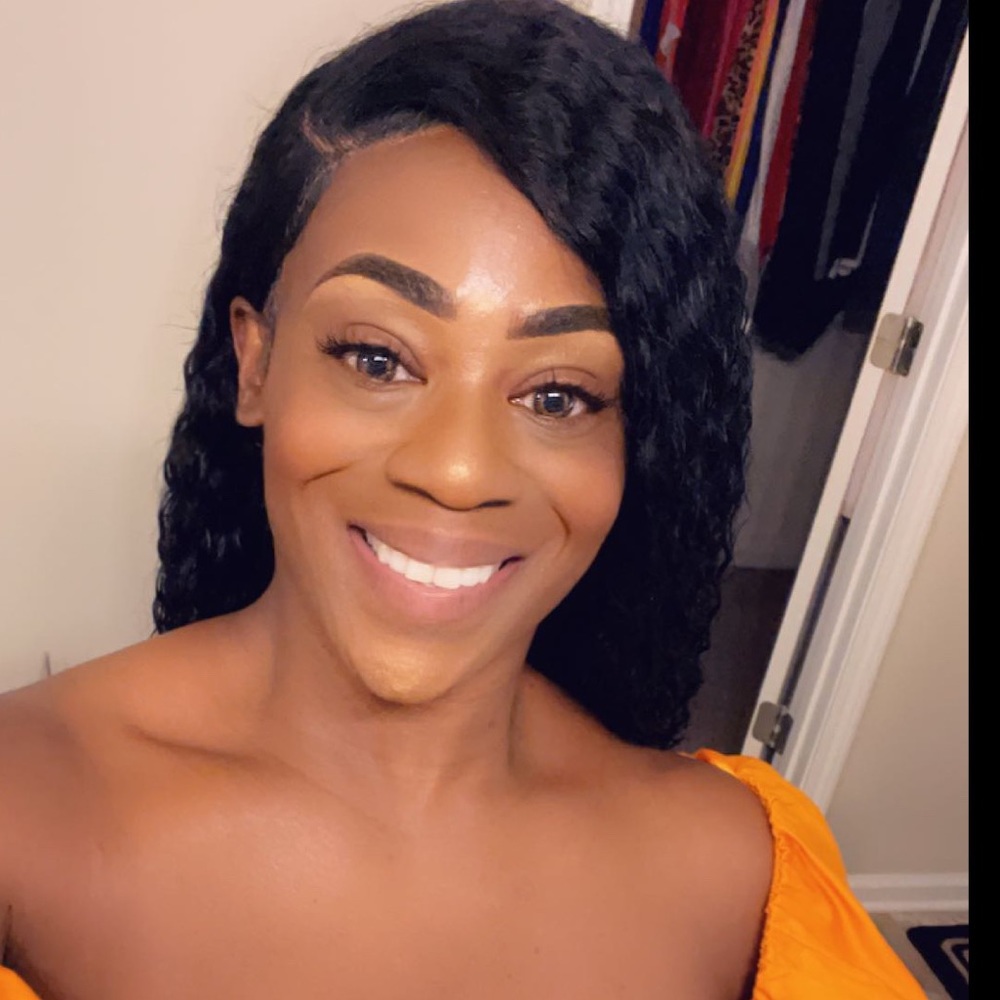 Meet your Posher, Niya